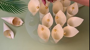 100 Disposable Wood Cones and 100 Cocktail Picks for Kids Birthday Party Decoration Clear Acrylic Ice Cream Cone Holder Stand 16 Holes Wedding Restaurant Catered Event Supplies