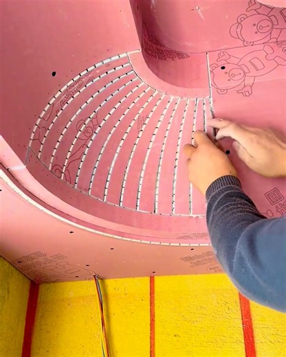 The Secret to a Smooth Ceiling Finish! #CeilingDesign #PlasteringWork #HomeDecor #ConstructionSkills #InteriorFinishing | Deep Dive News | Facebook