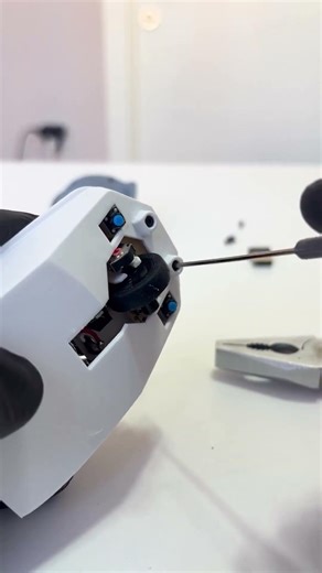 How a Mouse Is Made 🖱️ | Manufacturing Process #3dprinting #diyprojects #manufacturing #maker #tech