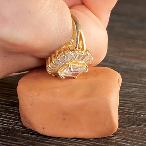 67K views · 76 reactions | Who needs a basic basketball basket? Easy steps for crafting an expensive net and scoring  | 5-Minute Crafts Play | Facebook