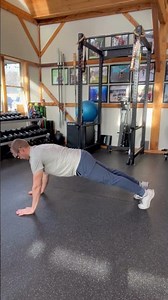 Plank Scapular Protraction Retraction (serratus)
