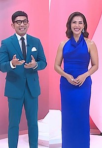 Gegara samaan walpaper HP-nya, masa Kim Seon Ho dan Go Youn Jung dikabarkan lagi deket? Kan emang pernah satu series, ya udah sih. Nih sampe pakdenya di Indonesia yang klarifikasi loh, @indraherlambang #inserttranstv #kimseonho #goyounjung