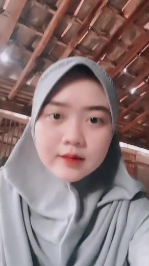 17K views · 1.2K reactions | Urung adus 藍 #arrumakhma #javasoft #jatenggayeng #jowo #jateng #jawatengah #kembangdesa #Desa #viral #viralreels | Arrum Akhmaa | Facebook