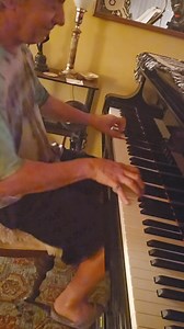 Some hot BOOGIE WOOGIE STOMP for a hot summer day. Enjoy!! 😍🎶🎹🎹🎹🎹🎹🎶🤩 | Rob Rio