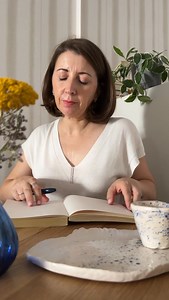 Writing, sometimes, is not just about new sparks flying, but about keeping the old flame alive. Here’s @escribotuluz echoing that with her exquisite words, and her Sheaffer Icon blue pen. . . . #sheaffer #writinginstruments #sheaffercommunity #writingcommunity #writing #luxurywritinginstruments #FountainPen | Sheaffer Pens