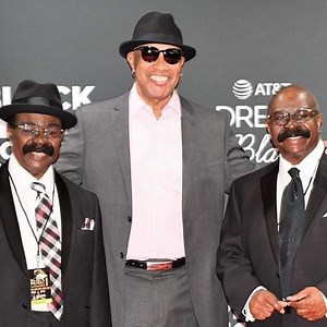 Feb 18, 2023: The Whispers / Bloodstone / Heatwave / The Stylistics at DAR Constitution Hall Washington, District of Columbia, United States | Concert Archives