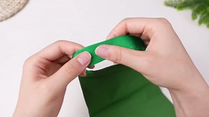 Vicenpal 2 Pcs Easy Slide Compression Sock Aid Device for Putting on Socks Stocking Helper Tool Compression Donning Gloves Assist for Seniors Elderly Women