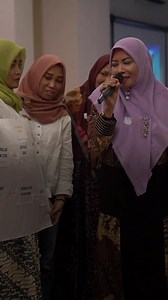We were recently in Tuban, East Java as part of the Wonder Women program. We held a workshop to support women micro-entrepreneurs developing and strengthening their climate-friendly businesses. We were overwhelmed by the positive energy of the entrepreneurs. What a great way to kick off the program! Stay tuned for more updates. #Kopernik #FindingWhatWorks #SDGs #WonderWomen #WomenEmpowerment #Tuban | Kopernik | Facebook