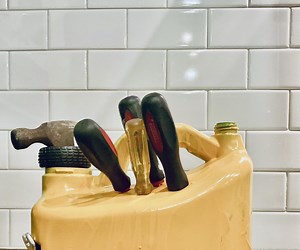 DIY Recycled Plastic Tool Box (easy to Build)