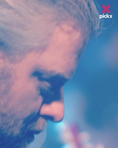 Concertje meepikken van Intergalactic Lovers ✅ Intergalactic Lovers onthult hun muzikaal verhaal in 'Monologue' ️ Afsluiten doen ze met een live versie van 'Lost' in de Handelsbeurs  | Pickx | Facebook