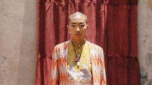 Visualisasi Sabung Ayam untuk Keagamaan dalam Koleksi Saptodjojokartiko Spring/Summer 2021