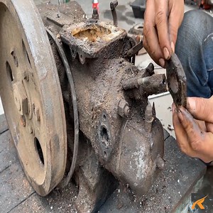 259K views · 2.9K reactions | Completely restore old R180 diesel engine - Restore and clean rusted old D8 diesel engine | Sanaa Rivers | Facebook