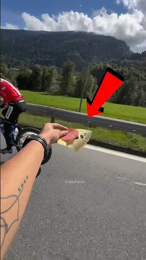 He Let His Friend Win ❤🤯 || #shorts #viral #viralvideos #viralshorts #trending