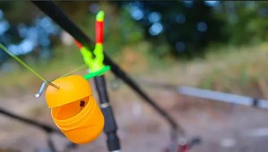 3K views · 53 reactions | Do it yourself bite indicator on the bottom fishing rod #knot #diy #tool #trap #lure #fish #fishing #fishtank #fisherman #fishinglife #fishingtrip | Mumu Kitchen | Facebook