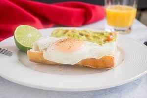 Easy Basted Eggs Recipe