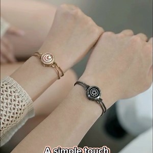 39K views | Touch my bracelet to send you my love We are connected across the distance❤ Halloween Hot Sale Get Free Ring Set! https://bit.ly/3zh8YQP | Totwoo Smart Jewelry | Facebook