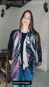 6.5K views · 77 reactions | Já fez colete com sua echarpe? Gostaram da dica? #terceirapeça #pegaadica Echarpe grandona, CHEGARAM DIVERSAS ESTAMPAS já disponíveis no site: ▪︎ www.lencosfemininos.com.br Marca a amiga que precisa ver essa dica! Muito obrigada!!! Deus abençoe ♡♡♡♡ @renataromero_lencosfemininos #lenco #lenços #lençosfemininos #echarpe | Só Naninhas | Facebook