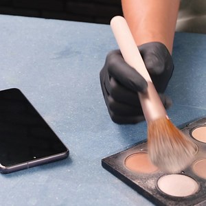 107K views · 109 reactions | Cepillo para desbloquear un teléfono | Trucos Panda | Facebook