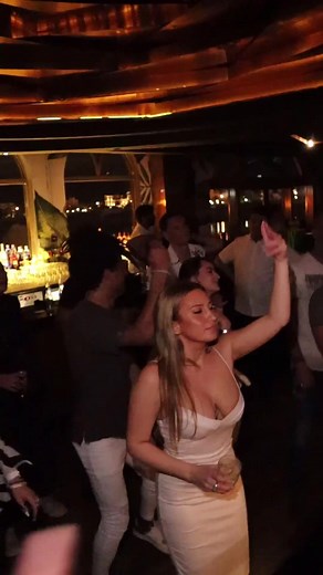 Energy 🖤 | The VIP Club