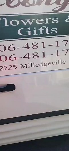 S/O to Ebony's Flowers and Gifts for the great service and roses for Valentine's Day! Highly recommended | Dorian Harris