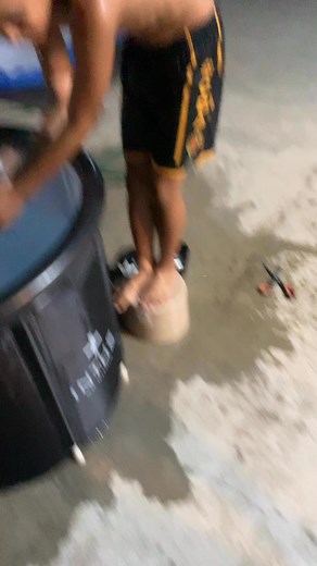 Ica Bath ang ating idolo, for fast recovery ng muscles… 1min lang muna at indi pa sanay, at 4 packs lang ng ice tube, tsaka na natin aadjust, #BatangSCBA #DefensiveMindset #Idolo #twowayplayer #DC9 #BasketballJourney #trusttheprocess Dwyane Cortez | Mike Cortez