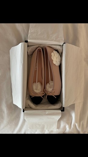 Jodeci ♡ on Instagram: "🤍🪽 @braidwoodtavern @fswhistler #fswhistler"