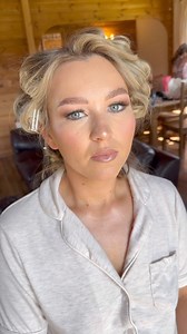 *ATTENTION BRIDES, MUMS & PROMS!* This one’s for you - please tag away 😘 “Natural VS Neutral Makeup” Is your big day approaching & you are a little overwhelmed/anxious/unsure about your bridal makeup? Then please read & I can help you to understand & know what to ask your makeup artist for… 1. Please do not be scared of makeup. You are in good hands! So many people confuse “natural” makeup with “neautral” makeup, especially when showing inspo pics. The words that come out of their mouth of pani