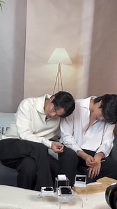 5.3K views · 440 reactions | Pocky Stick ကို တစ်ယောက်မျက်နှာ တစ်ယောက်ကြည့်ပြီး စားရမယ့်ကံမပါတဲ့သူတွေ လိုင်းပေါ်ကဆင်းနိုင်ပါပြီ  #UpPoom #uppoompat #poompps #CoconutxUppoom #standbystation | StandBy Station : UpPoom Myanmar | Facebook