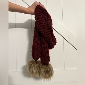 NWT Pom Pom Scarf in Maroon