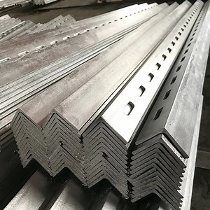 [Hot Item] Best Selling Hot Rolled L Shape Equal Steel Shaped Angle Iron Bar for Construction with Holes, Steel Angle Iron Angle Steel