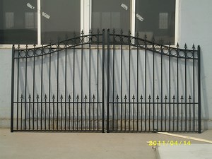 [Hot Item] Ornamental Swing Sliding Wrought Driveway Iron Gate