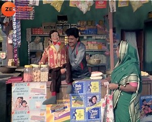 153K views · 415 shares | आपलं प्रत्येकाचं बालपण या भन्नाट सीनशिवाय अपूर्णच आहे, नाही का मंडळी?  #TalkiesScene #AaplaZeeTalkies | Zee Talkies | Facebook