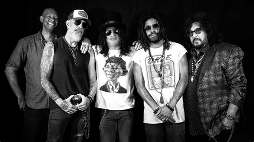 Slash announces Live at the S.E.R.P.E.N.T. Festival live album and concert film