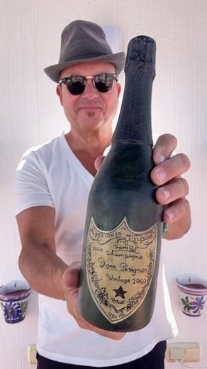 2.7K views · 13 reactions | Dom Pérignon 壟 Semper stretching your Imagination勞 . . .. .. .. . #semperart #domperignon #champagne #art #sculpture #miami #nyc #barcelona #paris @domperignonofficial #mindbending | Felix Semper-Artist | Facebook