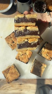 44K views · 176 reactions | These Dark Chocolate Shortbread Bars are buttery and deliciously chocolatey. I couldn’t put them down! The dark chocolate ganache works so perfectly with the shortbread crust and the two create a very satisfying bite. Comment “recipe” to have this Dark Chocolate Shortbread Bars recipe sent to you. Enjoy!! | Dee & Sweets | Facebook