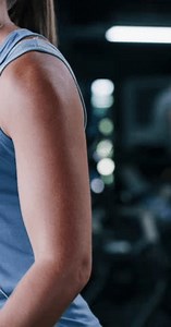 Bodybuilder Weightlifting Arm Woman Workout Training Stock Footage Video (100% Royalty-free) 3986407407 | Shutterstock