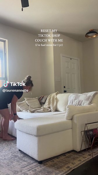 we’ve been so happy with this couch for our small livingroom! It comes in 2 boxes, straight to your door, took us about an hour to set up #tiktokshopfinds #couch #movienight #sofa #homedecor