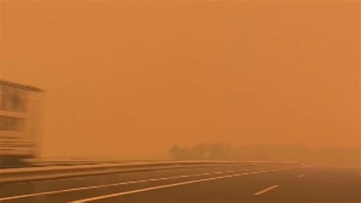 28K views · 604 reactions | Eyewitness footage shared on social media showed the sky turned a smoky orange as wildfires burned in Alexandroupolis, a port city in northern Greece. https://reut.rs/3qIk1S8 | Reuters | Facebook