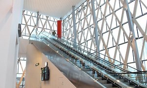 [Hot Item] High Quality Escalator with Stainless Steel Cladding