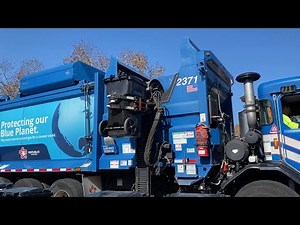 Republic services, McNeilus Zr side loader on trash !!!￼￼