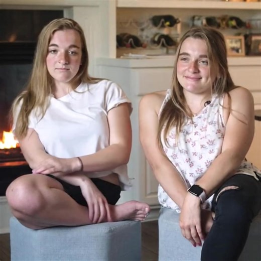 5.3K views | Autrefois attachées par le corps, elles vivent désormais...