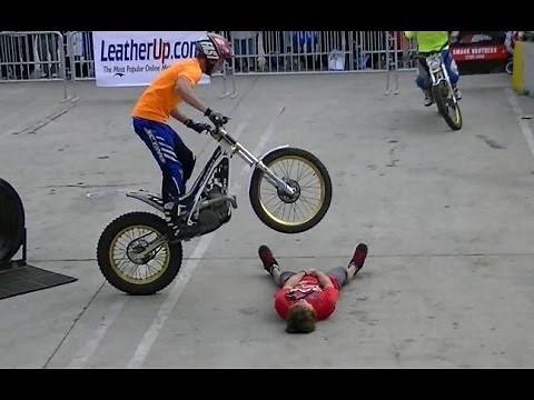 Insane Trials Motorcycle Stunts