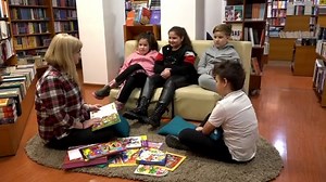 2K views · 33 reactions | Din această fabulă inspirată, copiii înțeleg ce înseamnă hărnicia, ingeniozitatea și încrederea în forțele proprii și, cel mai important, cum să se poarte cu cei din jur. Sunteți pregătiți? Începe File din Poveste! Mai multe cărți pentru copii găsiți în librăria noastră online: https://www.librariilealexandria.ro/carte/carte-pentru-copii | Alexandria Librarii | Facebook