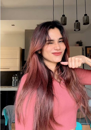 Dilki Uresha: A Glimpse into Personal Style and Expressions
