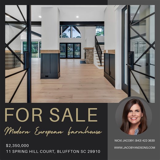 🏡✨ Presenting our latest masterpiece captured by Showcase Photographers! Step into the lap of luxury with this NEW Modern European Farmhouse in the prestigious Colleton River community. 🌟 🔑 Located on a serene cul-de-sac, this breathtaking estate by King Tide Custom Homes offers unparalleled features: ✅ Soaring ceiling heights & floor-to-ceiling windows ✅ Spacious Primary suite with a cozy sitting room & lavish bathroom ✅ Gourmet kitchen boasting top-tier appliances & a walk-in pantry ✅ Outdo