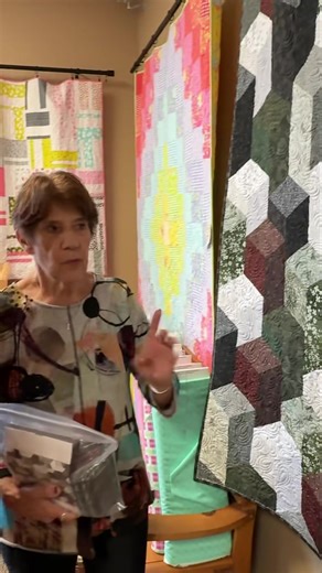 We love these 3D quilts - especially when the fabrics are perfect! Check out "1611 Union Street" by Krista Moser of The Quilted Life. This pattern is deceptively easy to piece and has *no* y-seams! We have kits! . . . . . #appletonwiquiltshop #quilts #fabric #welovefabric #quiltprojects #fabricshop #quilting #goingtopiecesquiltco #kristamoser #thequiltedlife #1611unionstreetquiltpattern | Going To Pieces Quilt Company