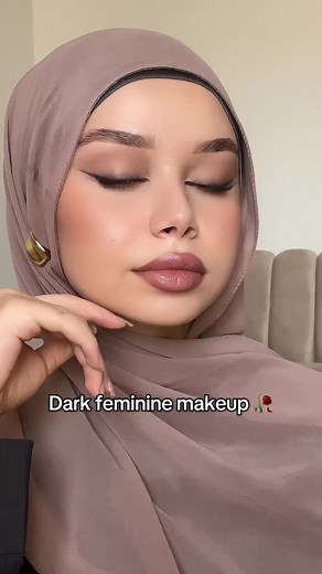 Pour vos questions,réservations… IG:maison.ladoll . . . #fypシ゚ #fyp #makeuptutorial #ماكياج #ميكب #foryoupage #مكياج_عرايس #constantine #algeria