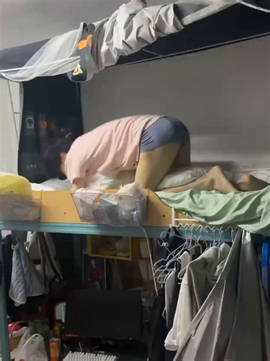 《表哥被帅逼搓澡工沦陷8》🔞直男体育生，勾引民工，反差男男，绿帽偷情gay，乱伦父子，臭脚篮球运动鞋袜，胖熊，肌肉壮汉猛男，校园少年破处同志小说等。 【买同性gay小说，QQ：3159126614】 【1.点赞转发此推文和2.主页置顶推文送此本和20本同性小说】