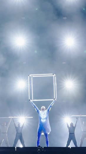 First ever LUMI CUBE project performed by @pyroterra 🔥✨💖 Opening event for the Biennale 2024 • Esch Capital Culturelle, Luxembourg ✨ In this unique show the performers are dancing with the individual LED Lumi tubes and eventually build the LED cubes during the performance 💟 We love it! Special thanks to the ideamaker: @violetaafrank (VF Art Projects) and amazing creative team led by @crystaldirects (Artistic Director) @mmItd81 (Creation Guide) and @masha_terentieva (Direction’s assistant). Sh