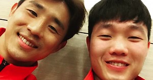 Bạn thân Xuân Trường tặng tuyển Việt Nam đặc sản Hàn Quốc khiến toàn đội bất ngờ